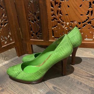 Ralph Lauren green snakeskin pumps - NWOT - size 9